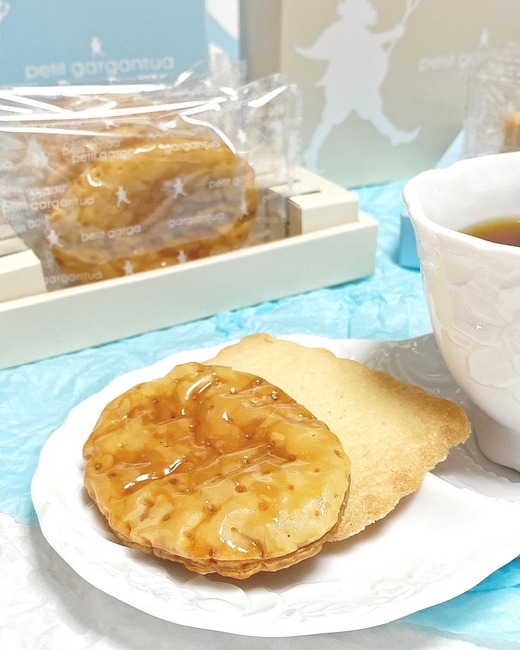 6318C288-F1E2-4EFE-B76D-3E89AEF55414