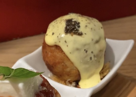 F3953BB0-0BA5-434C-BD90-9329CC97CB9B