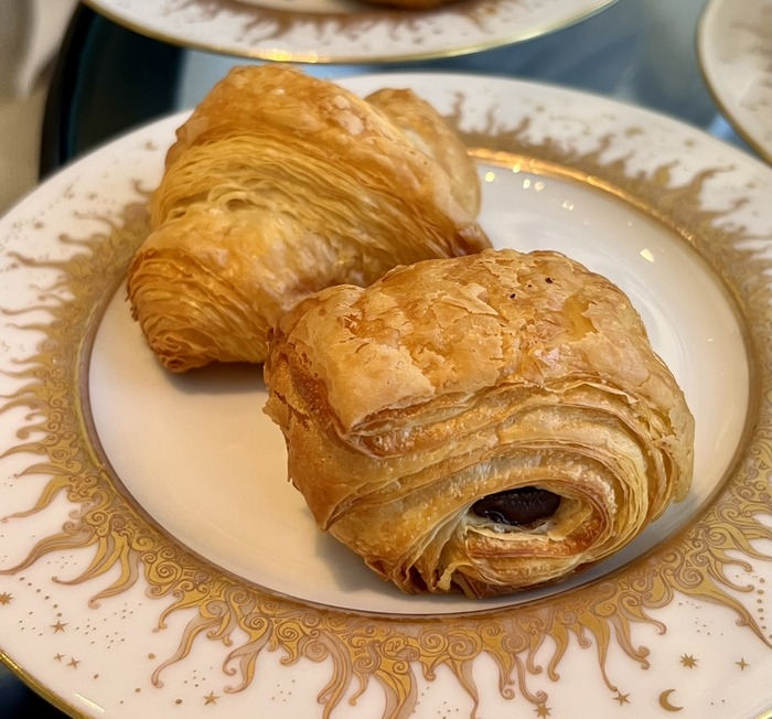 D5641F8C-760A-4504-A405-18F3E8547DFC