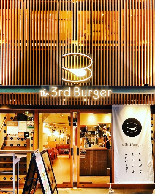 00F1B1E3-BD6C-4B68-8060-CF6F4A0E3707