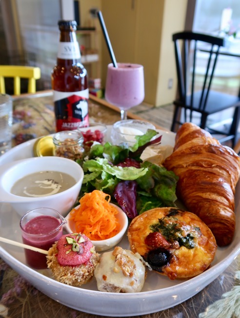 A0C7556F-1215-404D-BB10-47082E7C758D