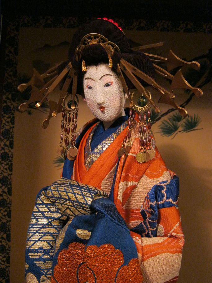 花魁』『文楽人形3体』の画像アップです！ : 工房 黒船屋