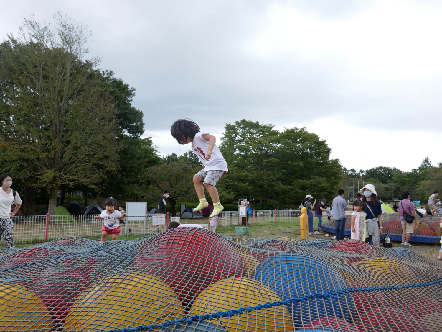 アンデルセン公園 自転車 二人乗り