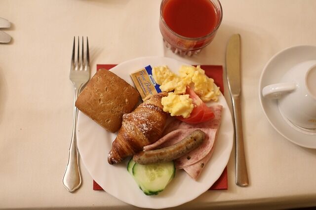 ドイツの朝食 ビカビの撮ったど っ