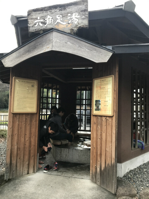 20191214_064014466_iOS