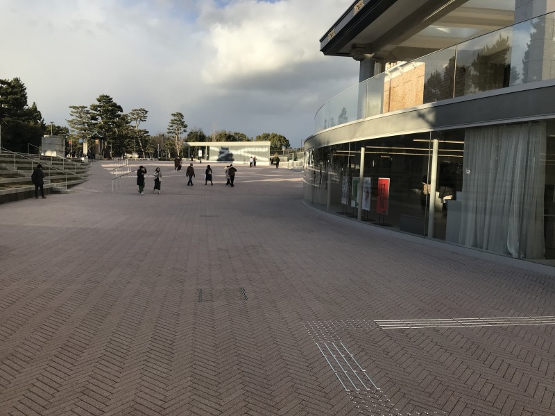 20230104_064402496_iOS