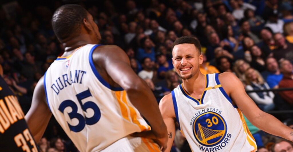 Nba Kd なんか俺よりカリーがシュート決めた時の方が盛り上がるやん 籠球王国 Nba Kd なんか俺よりカリーがシュート決めた時の方が盛り上がるやん 籠球王国