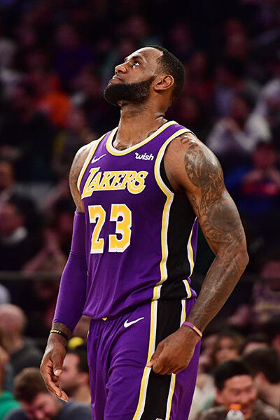 Nba レブロン ジェームズが34歳最後の試合で達成した快挙は史上9人目 籠球王国 Nba レブロン ジェームズが34歳最後の試合で達成した快挙は史上9人目 籠球王国