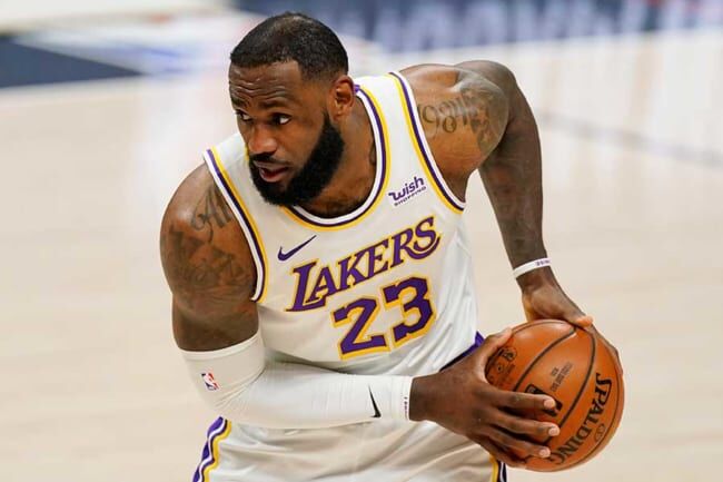 Nba ソロモンヒル ルーズボールや レブロン アッーー 籠球王国 Nba ソロモンヒル ルーズボールや レブロン アッーー 籠球王国