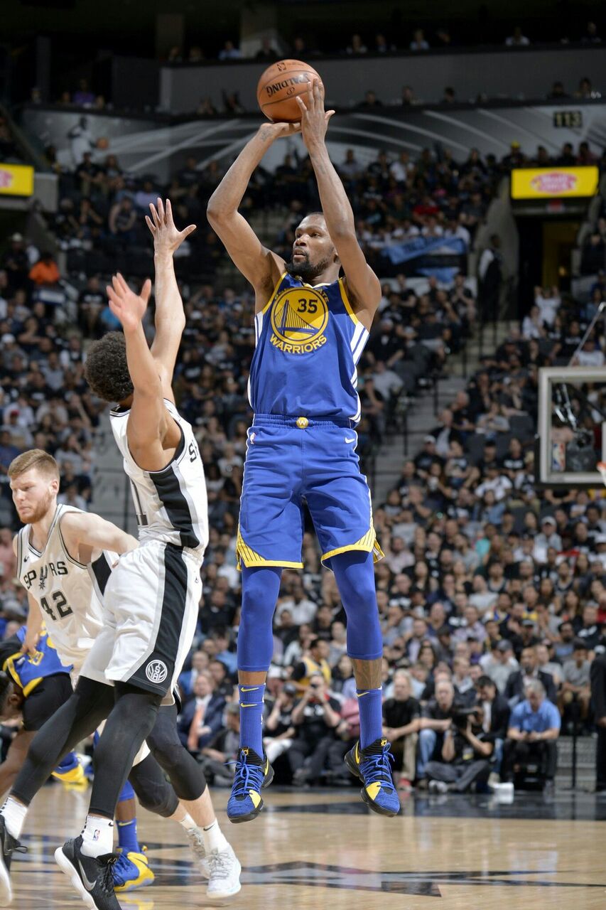 Nba ケビンデュラントは点取り屋 籠球王国 Nba ケビンデュラントは点取り屋 籠球王国