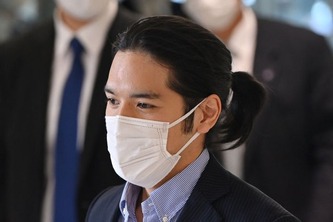 Kei Komuro 999345