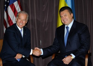 Victor Yanukovych & Joe Biden 1