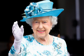 Queen Elizabeth 21