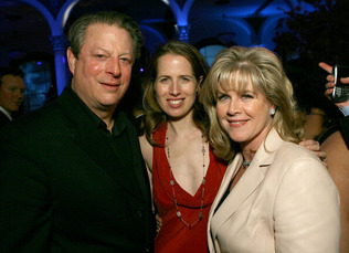 Al Gore & Kristin & Tippa