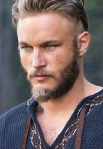 Travis Fimmel 11