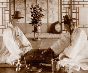 Koreans 002