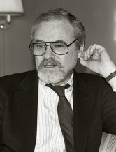 Alan Pakula