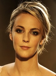 Miranda Raison 6