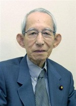 田英夫