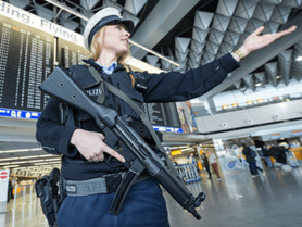 Anis Amir German Police in Frankfurt Air Port