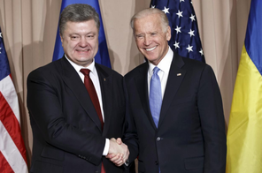 Biden & Porosenko 001