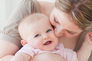 baby & mother 4