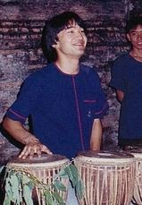 秋篠宮　タイで太鼓昭和60年