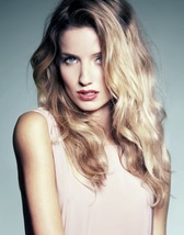 annabelle-wallis-1