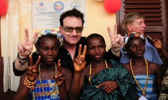 Bono in Africa 02