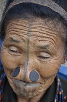 Apatani-nose-plugs2