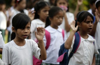 Filipino children 4