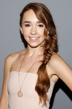 Holly Taylor 2