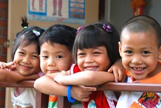 kids in thai 2