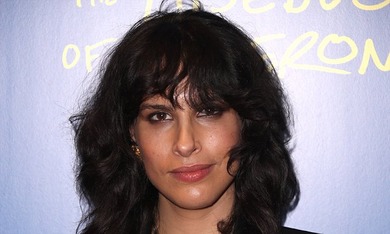 Desiree Akhavan 4