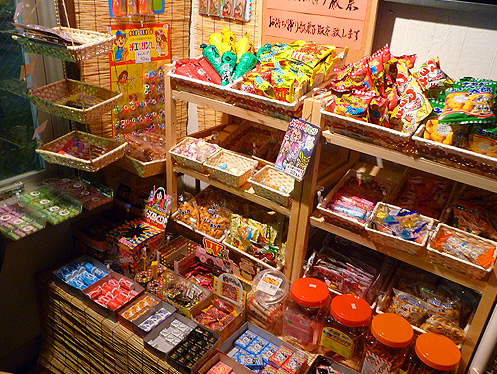 駄菓子cafe Bar ドロップ 立花 バー 4 24 3 あしたも飲むねん 大阪