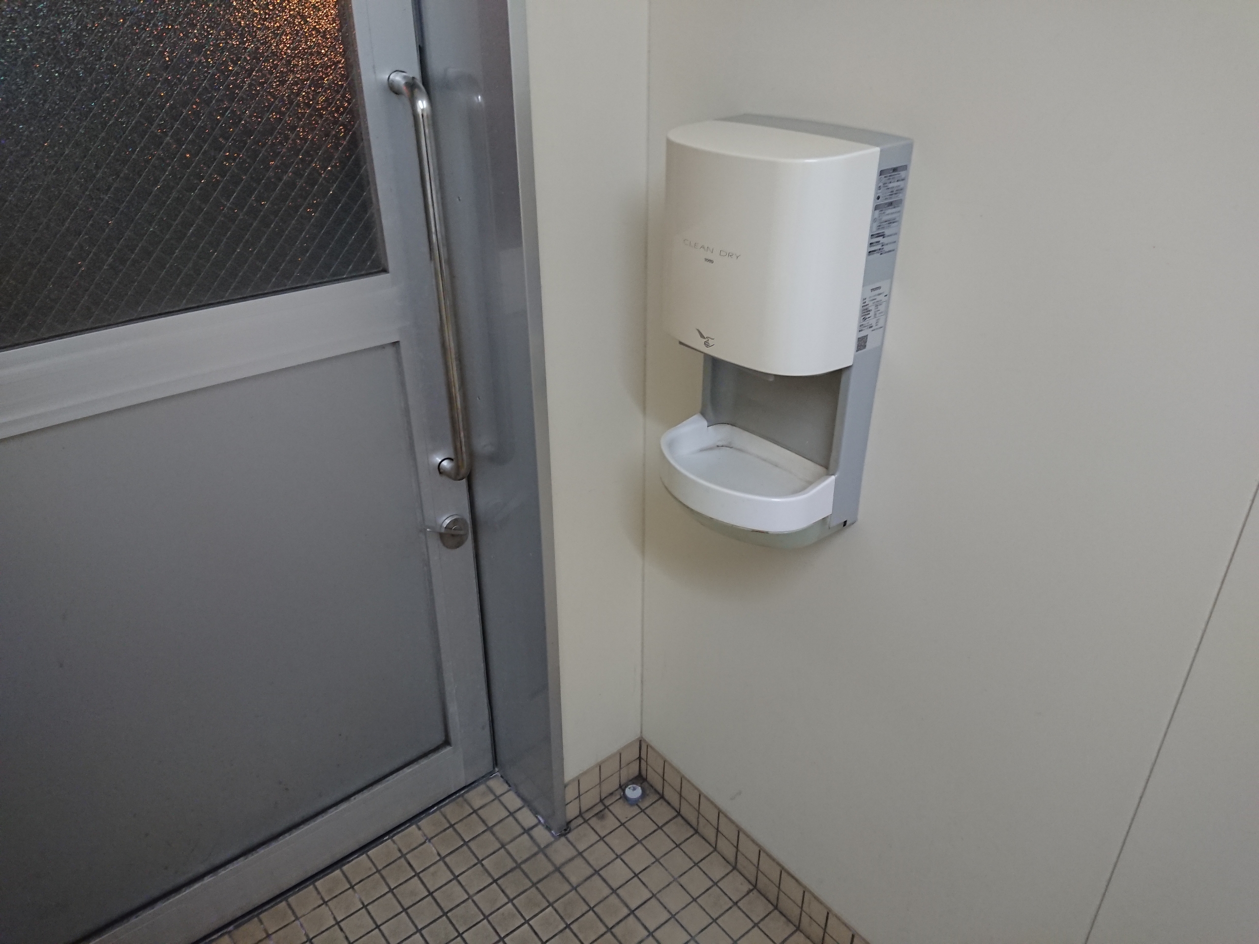 ◆新品、未使用◆ TOTO ハンドドライヤー 高速タイプ　TYC300WN TOTO クリーンドライ高速タイプ TYC300WN