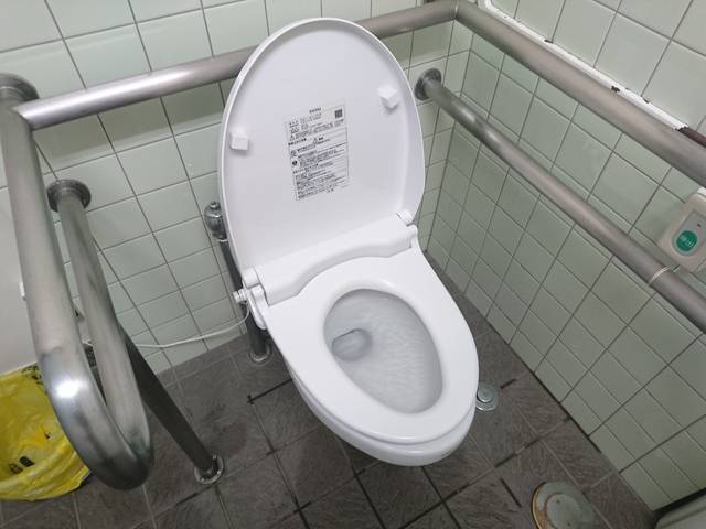 Toto製 器具カラー トイレ取材日記