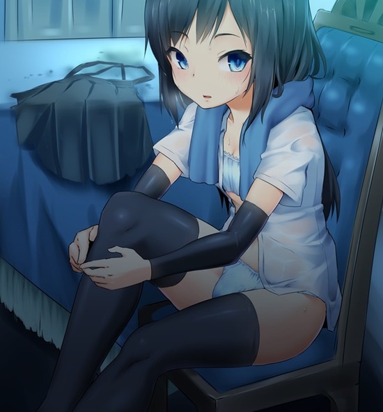 【二次エロ】【艦これ】ロリっ子すぎる制服娘朝潮ちゃんのパンチラ画像がみたい！ 3