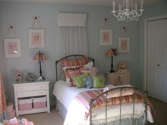 ドールハウスのような水色と茶色家具部屋 可愛い部屋紹介ブログ