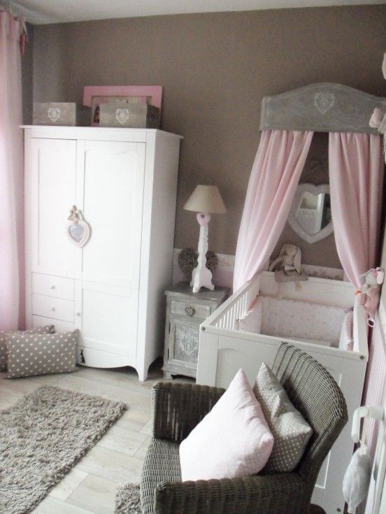 グレーと薄ピンクのシックで可愛い部屋 可愛い部屋紹介ブログ