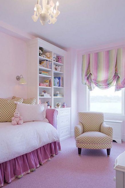 models-cute-young-girls-dorm-room10-picture-01-437x657