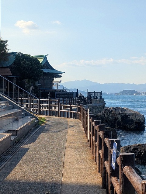 PXL_20251209_013231456