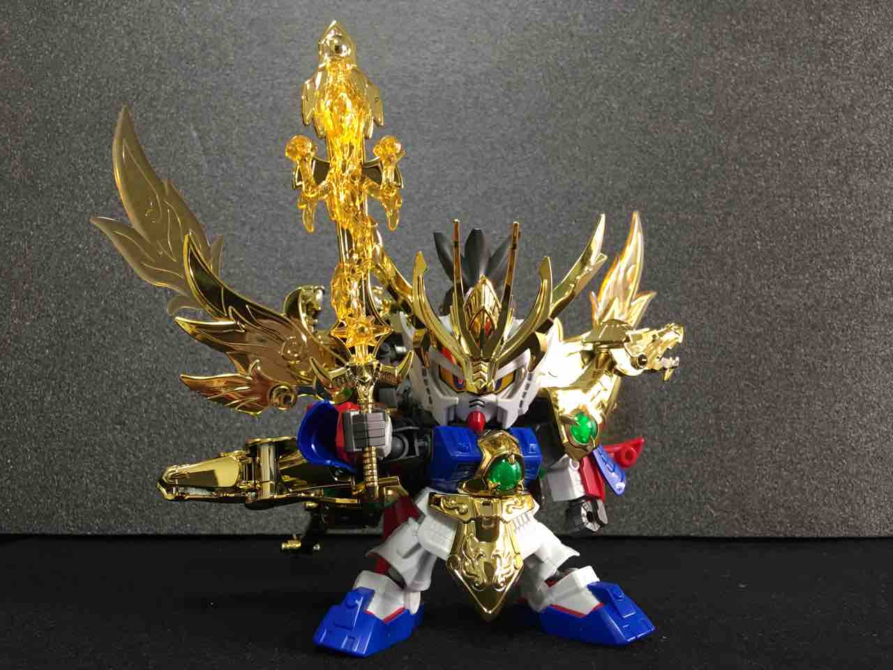 BBW042 真翔烈帝 龍装劉備ガンダム 龍輝宝・的盧 レビュー : 黒守暴穏島