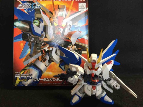 BB戦士257 フリーダムガンダム レビュー : 黒守暴穏島