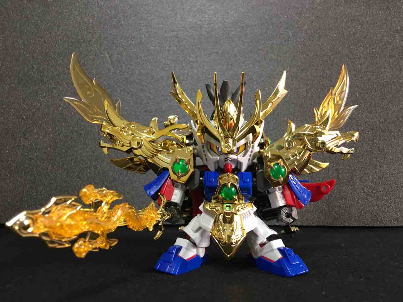 真 翔烈帝 龍装 劉備ガンダム 龍輝宝・的盧 （ SDガンダム 三国伝 ） SD三国伝 042 真 翔烈帝 龍装 劉備ガンダム 龍輝宝・的盧│株式