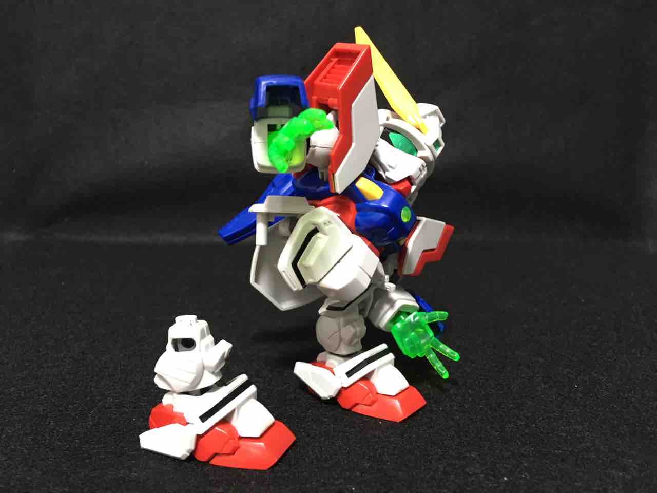 SDガンダムBB戦士 可動式モデル BB戦士239 シャイニングガンダム レビュー : 黒守暴穏島