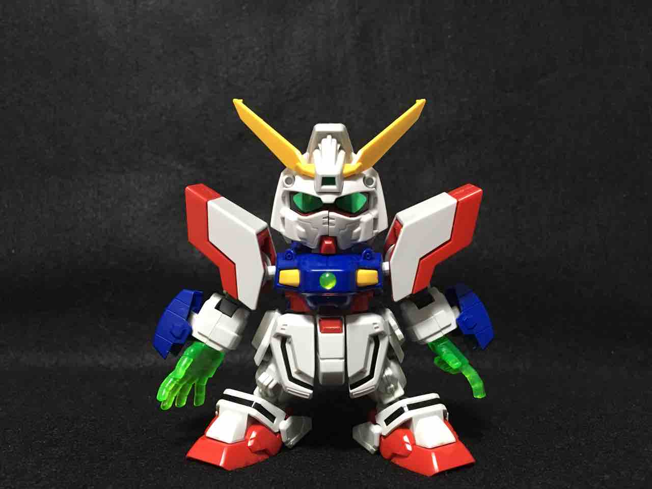 SDガンダムBB戦士 可動式モデル BB戦士239 シャイニングガンダム レビュー : 黒守暴穏島