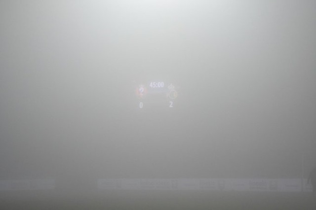 ◆悲報◆サンジロワーズ、22節セラン戦10人で2-0で勝ってたのに濃霧でほぼ見えなくなって中止