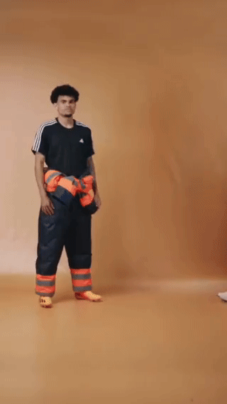 ◆悲報◆リバポFWルイス・ディアスさん、チームメイトのジョタに消化される😭