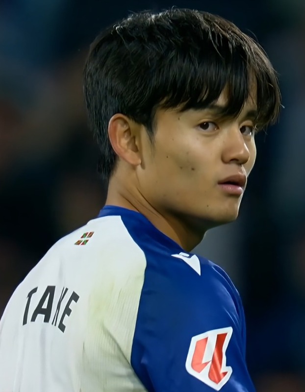 ◆小ネタ◆ソシエダFW久保建英をファールでしか止められない石バペｗｗｗｗｗ